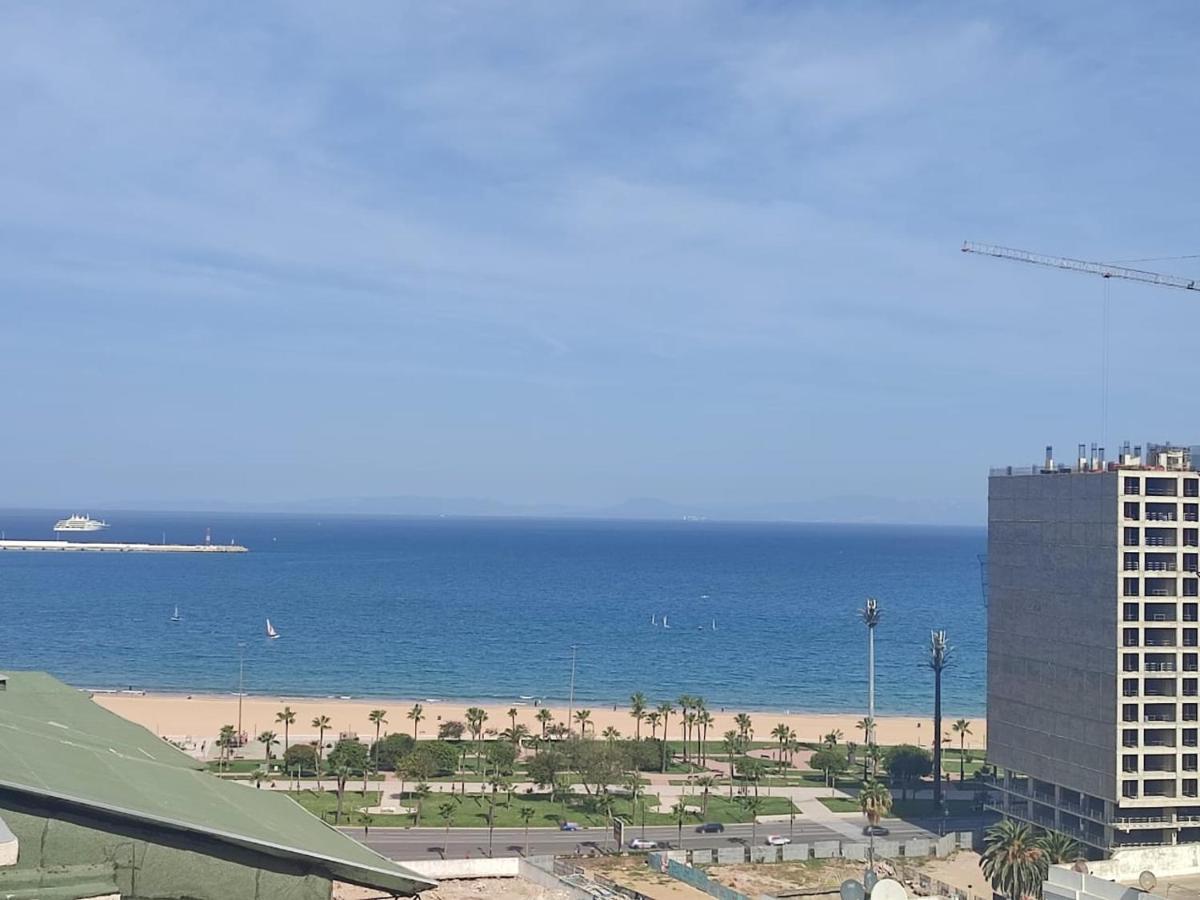 Ap 2Ch City Centre Parking En Face Hilton A Cote Du Plage Tanger Kültér fotó